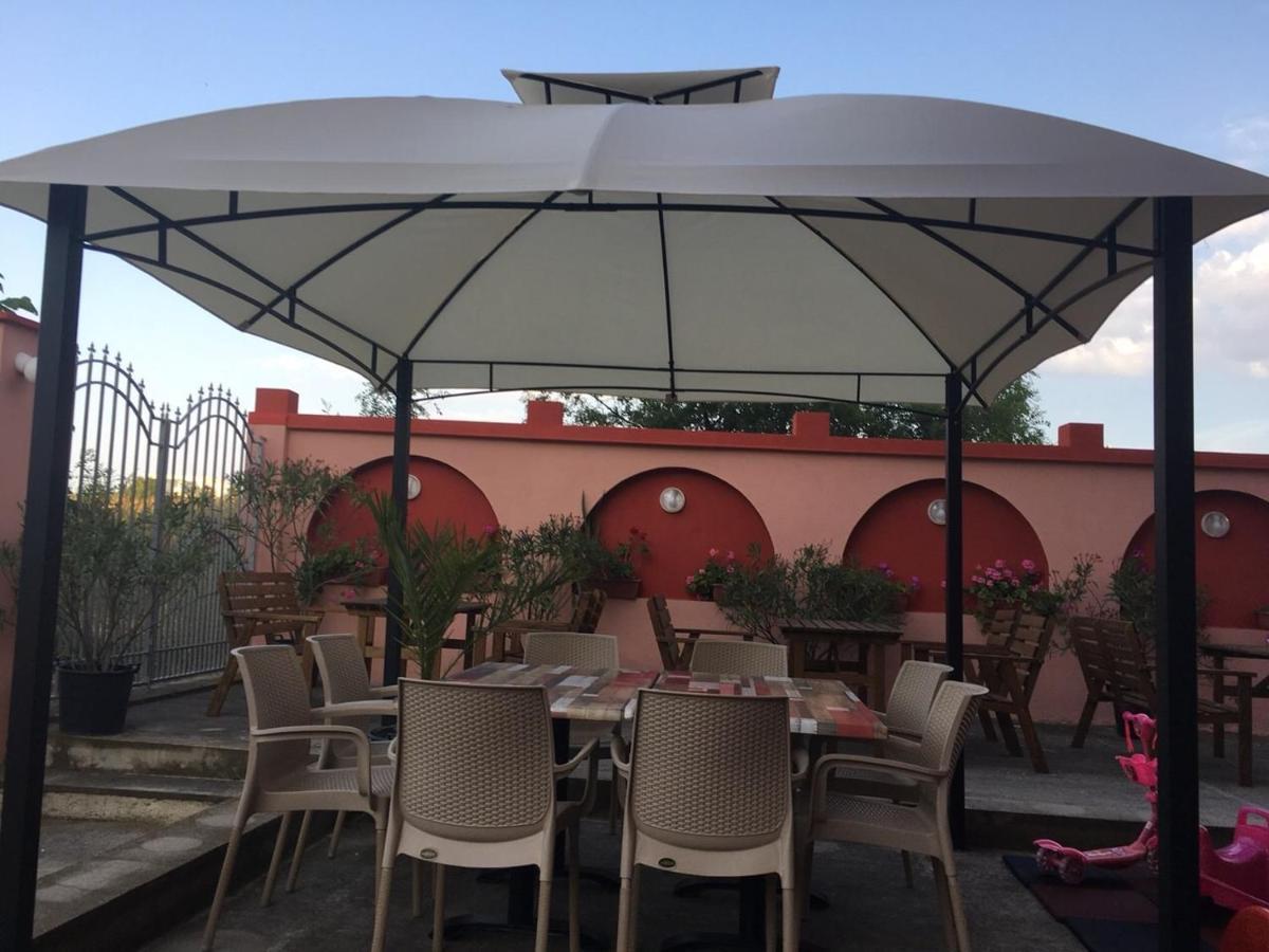 Свети Кирил Лозенец Hotel Kültér fotó