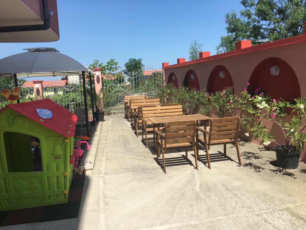 Свети Кирил Лозенец Hotel Kültér fotó