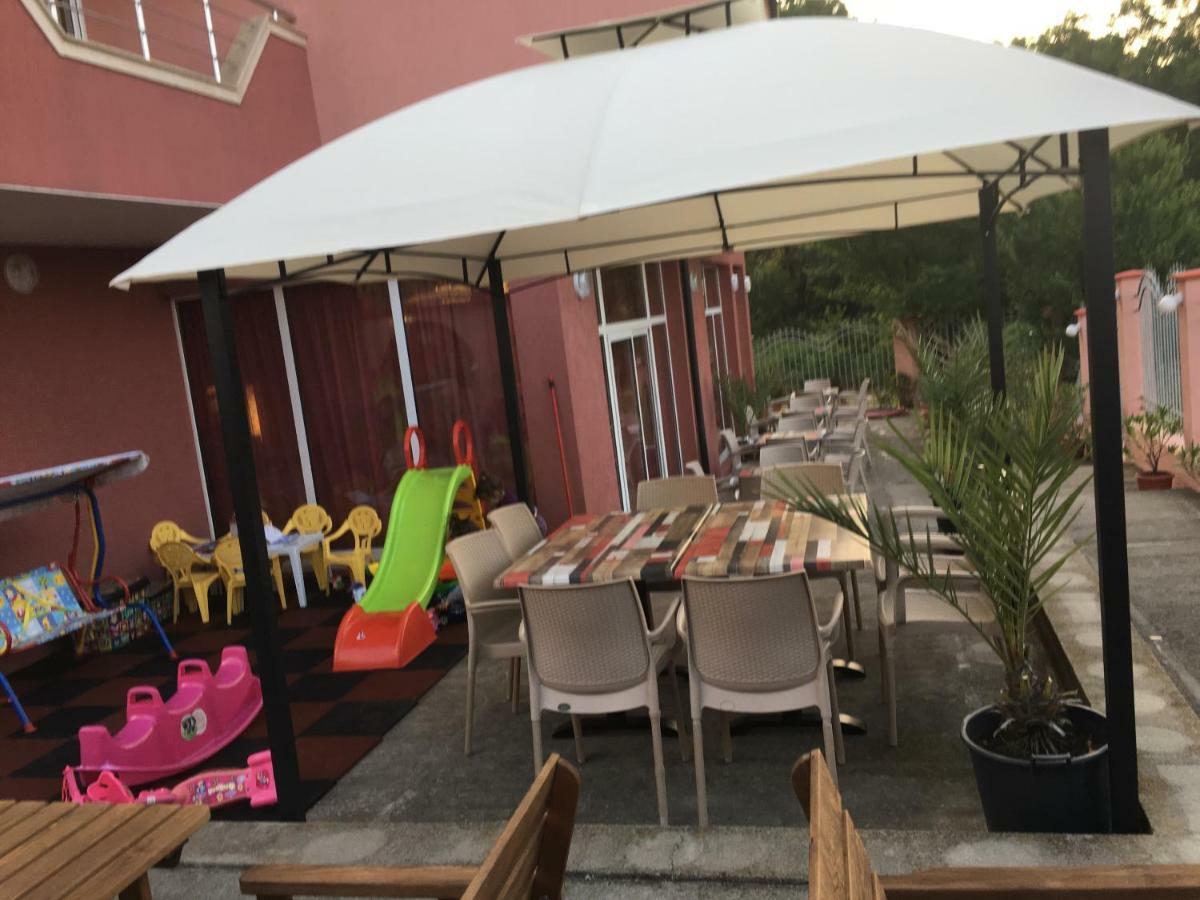 Свети Кирил Лозенец Hotel Kültér fotó