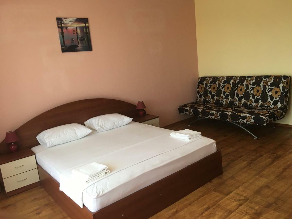 Свети Кирил Лозенец Hotel Kültér fotó